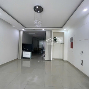 cho thuê nhà nguyên căn làm văn phòng tại him lam kênh tẻ. giá 47 triệu, 300m2, giá ưu đãi