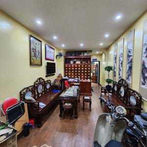 nhà đẹp trung liệt - dt 42m2 - 5 tầng - chỉ hơn 8 tỷ