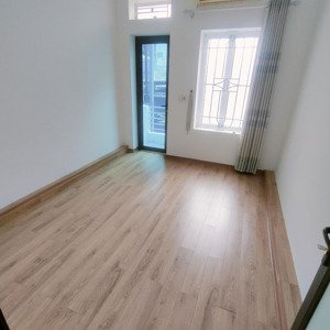 hiếm! văn cao, hoàng hoa thám. 10m ra phố. 50m2*2t, 3pn. ở nhóm, kd, online. đồ cơ bản