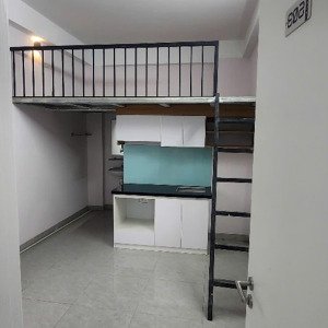 chính chủ cho thuê phòng gác xép gần ngã tư sở