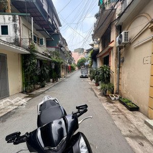 phân lô, 2 thoáng trước sau - ngõ thông tứ tung - vài bước chân ra ô tô - nhà dân xây chắc chắn