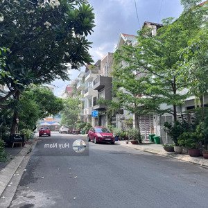 chính chủ cần bán lô đất đường quốc hương, thảo điền, quận 2 - dt: 140m2 (7x20m) giá: 35 tỷ tl