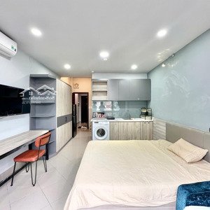 cho thuê căn hộ bancol & cửa sổ | gần cầu ông lãnh & bùi viện q1, nhà mặt tiền, full nt, trống sẵn