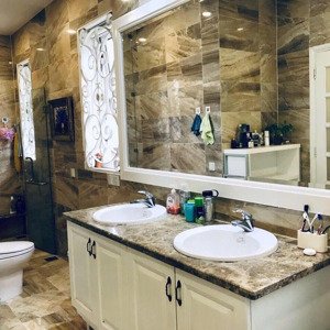 bán nhà đẹp hẻm 184/.. lê văn sỹ - phú nhuận - góc 2mt - thang máy - hẻm xe hơi 8m - cn: 8m, 14 tỷ