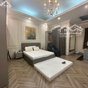 bán nhà hẻm thành thái 8x14m,3 tầng nhà rất đẹp,thuê 50-60tr, 7.5 tỷ cách mặt tiền 50m,p14 quận 10