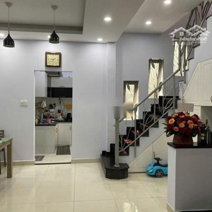 bán nhà quận 11 đường âu cơ hẻm xe hơi tránh 3 tầng 70m2 chỉ 9.5 tỷ