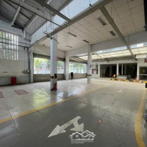 mt siêu phẩm tại cô giang q1 - tổng 5000m2 cho thuê lẻ từ 500m2 giá 387.780đ/m2. trần cao