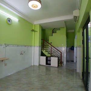 cho thuê nhà hẻm 137 trần đình xu quận 1
căn góc nhà trệt 2 lầu sân đậu xe, ngay chợ