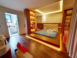 full combo, ô tô thang máy kinh doanh, 81m2, 6 tầng đừng bỏ lỡ