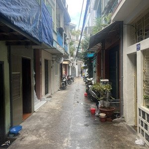 bán nhà riêng tại lê thánh tôn, 4,8 tỷ, 46,7m2, 2pn, 2wc, giá siêu hời