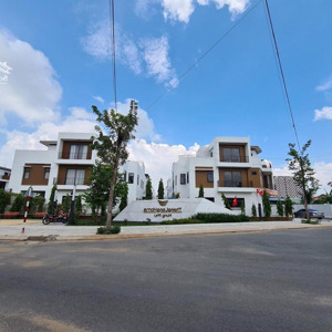 cập nhật giá ch fiato uptown t6/2025. giá thấp nhất dự án
