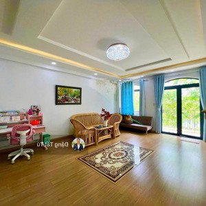 nhà phố akeview city cần bán, nhà đã hoàn thiện giá 22.9 tỷ (thương lượng). lh: 