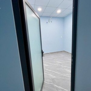 cho thuê nhà nguyên căn mới xây sát siêu thị go! gần aeon mall bình tân