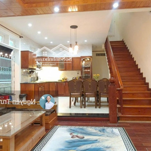 bán nhà phố trung tâm p.02 hẻm xe tải rộng gần hồ xuân hương thích hợp kinh doanh villa