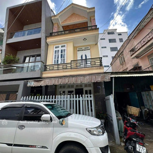 bán nhà riêng tại nguyễn lương bằng, 9,5 tỷ, 98m2, 4pn, 5wc, cạnh khu hoà bình, hồ xuân hương.