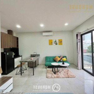 chdv full nội thất studio ban công, cửa sổ cực thoáng, có bếp đảo ngay sân bay tân sơn nhất