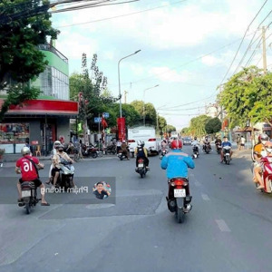 bán mặt tiền phạm hữu lầu,p.dĩ an bình dương gần cổng chung cư bcon và cổng 3 trường học lớn giá rẻ
