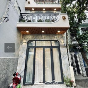 nhà đẹp hxh - sát mặt tiền lạc long quân - dt 3.4x7 - 3 tầng btct 2pn 3wc - tặng hết nội thất