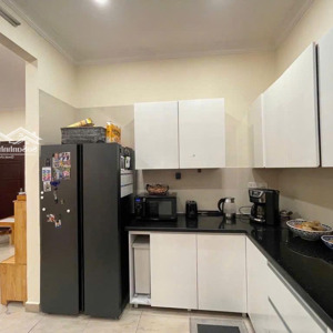 cần bán gấp liền kề góc 521 cổ nhuế - 90m2 - 18 tỷ