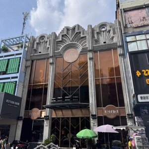 mặt tiền kinh doanh huỳnh văn bánh, p.11, phú nhuận, 200m2(10x20) 6 tầng, hđt 220tr, ngộp bank.