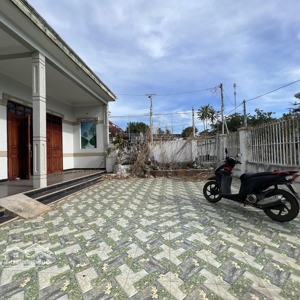 bán nhà lô 2 chợ cây điệp , phước tân