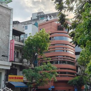 bán nhà mặt phố cửa nam, quận hoàn kiếm. dt 30m2, vỉa hè rộng, kinh doanh, giá: 16tỷ