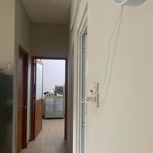 chính chủ cần bán căn hộ chung cư 312 lạc long quân, quận 11.