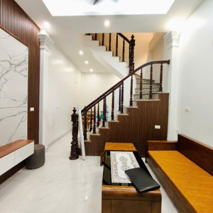 30m2 x 3 ngủ - nhà mới - đẹp - lô góc hai thoáng - gần phố ngõ to đẹp rộng hơn 2.5m