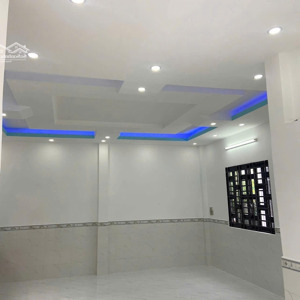 bán nhà phố đẳng cấp 4 tầng 4,3*15m, đường 10m, 3,95 tỷ, đường 826c, long hậu, cg long an, giáp nb