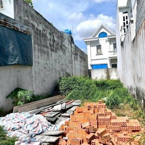 tôi chính chủ bấn gấp đất mặt tiền , 645tr , shr phường 7 , thành phố tân an , long an gần chợ
