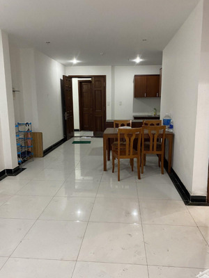 chủ nhà cho thuê căn hộ giai việt 82m2 2phong 2wc có nội thất chỉ 11triệu
