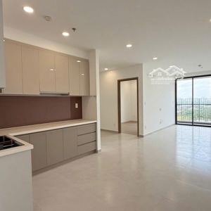 cho thuê ch mt eastmark city. 2pn 2wc giá 6tr5, miễn pql, free gym hồ bơi resot. đầy đủ tiện ích