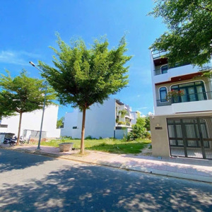 độc quyền 1 lô duy nhất nằm ngay ngã ba nhơn trạch trong kdc an thuận 105m2 giá 2tỷ3