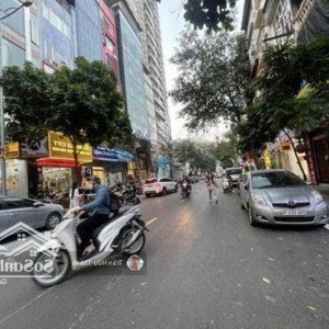 3 mặt thoáng , kinh doanh, hoàn kiếm , dòng tiền 70tr/ tháng, 6 tầng , khu phố siêu vip