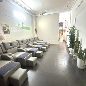 cho thuê mat tiền đường nguyễn công trứ phường 8 đà lạt. uyên . vui lòng dox kỹ thông tin