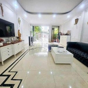 cho thuê nhà lk đẹp full nội thất dân trí cao an ninh 24/24
