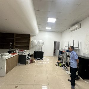 cho thuê 400-700m2 diện tích nhà xưởng tại cầu diễn phú diễn hà nội lh 