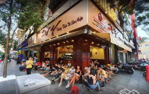 cho thuê mbkd lô góc khu hh linh đàm 140m2 mt 15m, 55tr/th giữa 4 tòa chung cư đông dân nhất hà nội