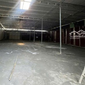 cho thuê kho nhà bè dt 196m2 trần cao 8m, bãi rộng đậu xe trước kho