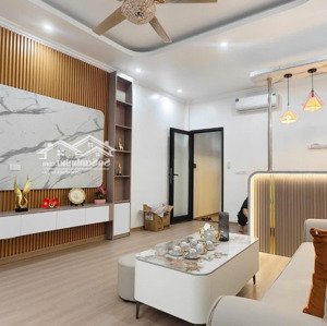 siêu phẩm đống đa - oto thang máy kinh doanh -7 tầng thông sàn 30m, mặt tiền 3,2m