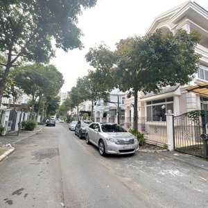 bán biệt thự tại đường 19, tân phú, quận 7, 120 tỷ vnd, 254 m2, chính chủ đẹp, nhiều tiện ích