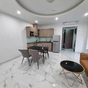 chính chủ cho thuê căn hộ phố nguyễn sơn 48m2 full đồ 1 ngủ 1 khách giá 7.5 triệu: lh 