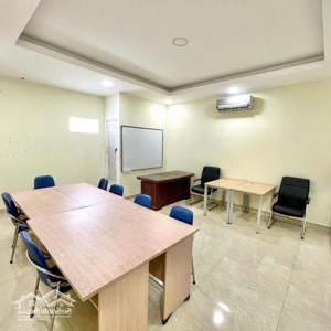 cho thuê văn phòng đường trần não dt 35m2 giá 8 triệu full nội thất