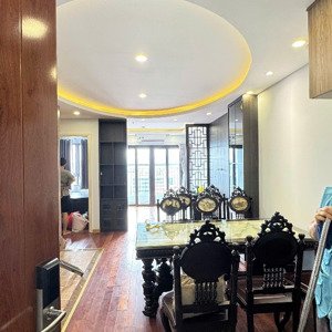 chung cư liễu giai tower, 70m2, tầng trung, 2 ngủ 2wc, nhỉnh 6 tỷ