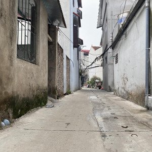 đất trung hậu nhỉnh 3 tỷ full thổ đường ô tô