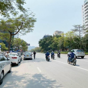 bán nhà 2 mặt tiền mặt phố võ chí công - tây hồ, 110m2 x mt 10m. 64 tỷ, vỉa hè 5m, đường 50m.