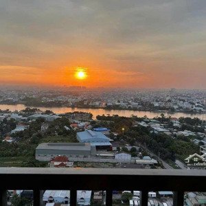 chính chủ cho thuê the rivana full nội thất, view sông đẹp giá chỉ 8 triệu/tháng. lh: 