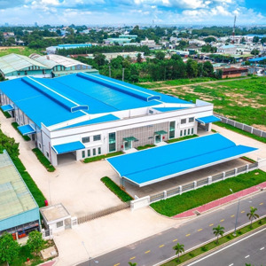 nhà xưởng cần bán trong khu công nghiệp tân phú trung , quốc lộ 22 , củ chi , dt: 1,8ha