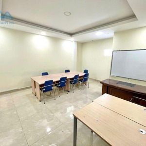 cho thuê sàn 40m2 sẵn nt văn phòng chuẩn - hầm để xe rộng, nhiều tiện ích, chỉ 10 triệu/tháng