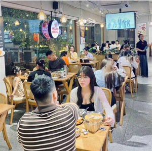 bán nhà mặt phố hàng cót 200m2x6 tầng thang máy, lô góc, mt 17m, vỉa hè, đường 2 chiều chỉ 155 tỷ.